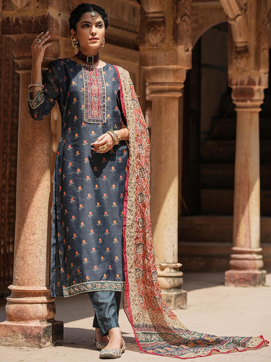 

SCAKHI Ethnic Motifs Printed Chanderi Silk Straight Kurta With Trousers & Dupatta, Grey