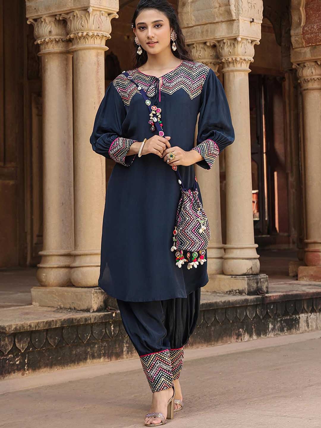 

SCAKHI Ethnic Motifs Embroidered Regular Sequinned Silk Crepe Kurta With Patiala & Potli, Navy blue