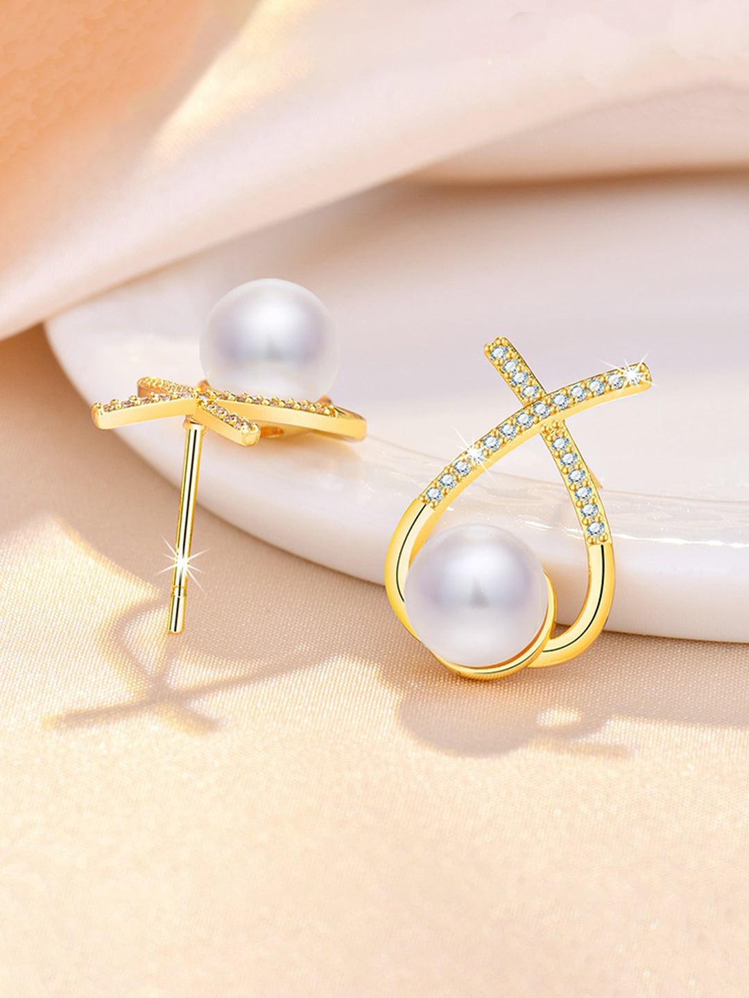 

Jewels Galaxy Contemporary Studs Earrings, Gold