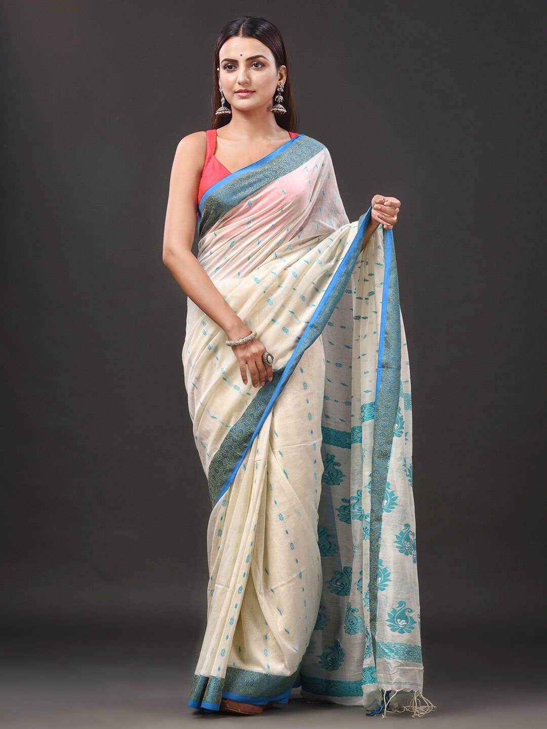 

Mitera Ethnic Motifs Woven Design Pure Cotton Jamdani Saree, Off white