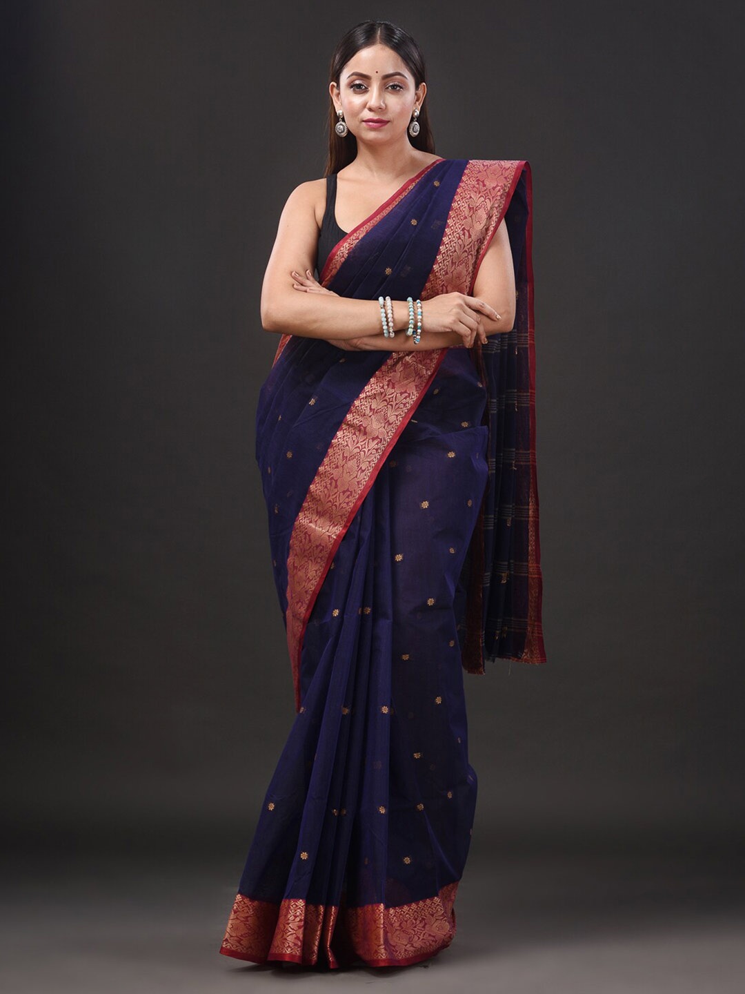 

Mitera Blue & Red Woven Design Zari Pure Cotton Taant Saree