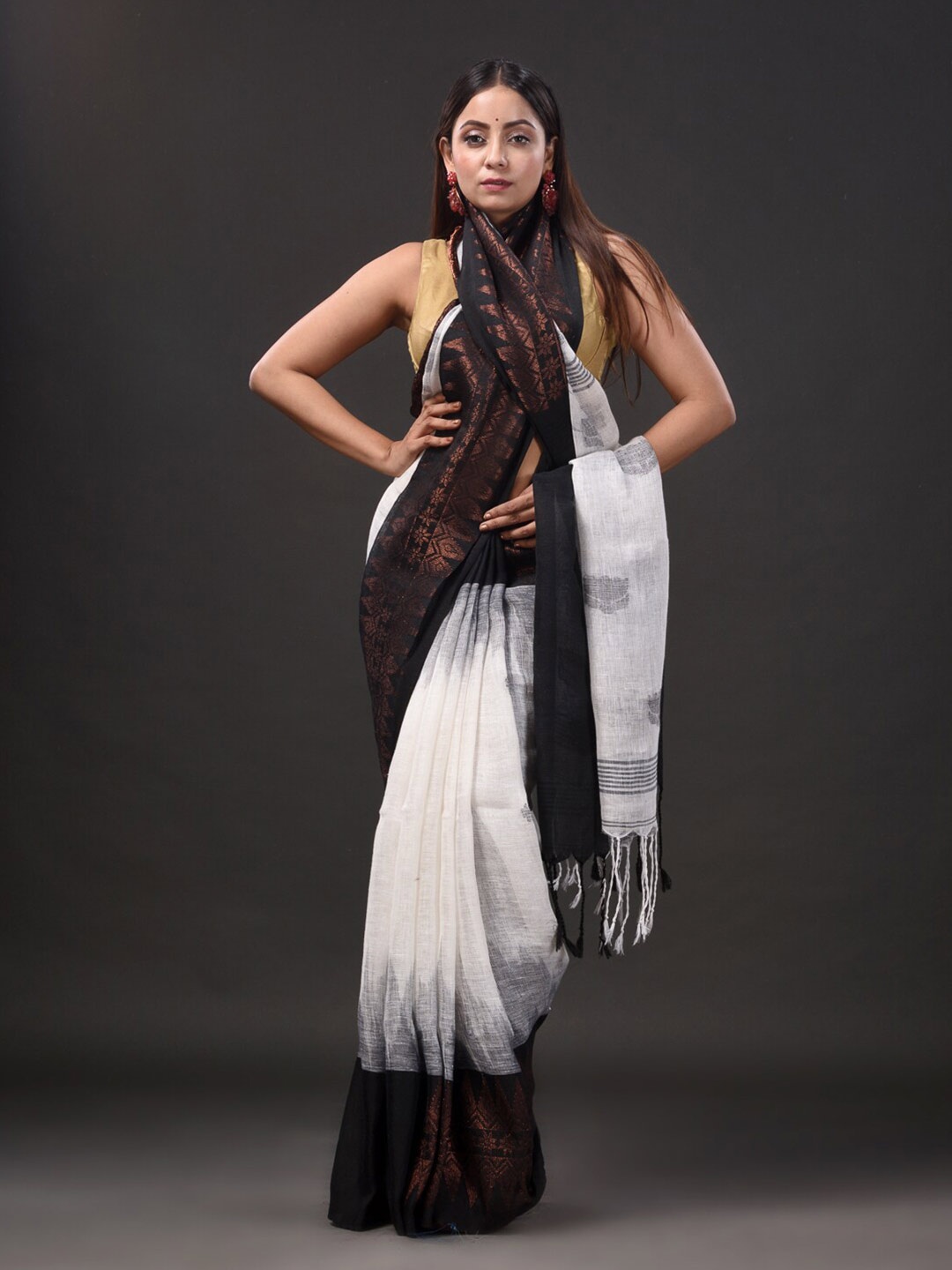 

Mitera Woven Design Zari Pure Linen Saree, White