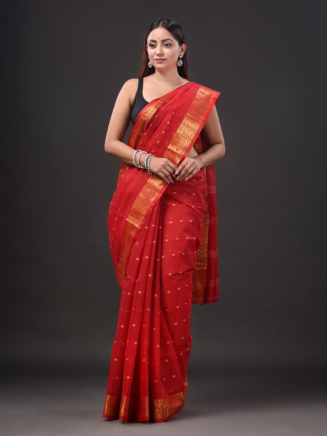 

Mitera Ethnic Motifs Woven Design Zari Pure Cotton Taant Saree, Red