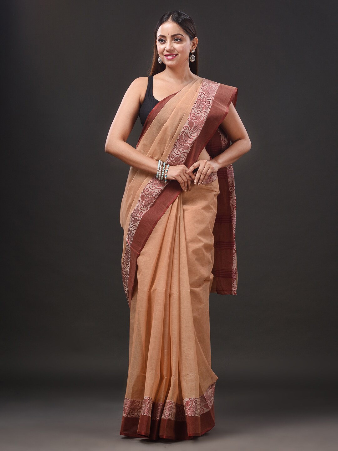 

Mitera Pure Cotton Taant Saree, Beige