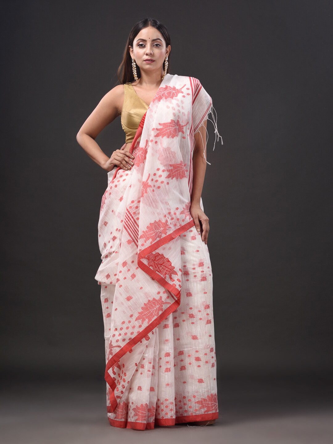

Mitera White Ethnic Motifs Woven Design Saree