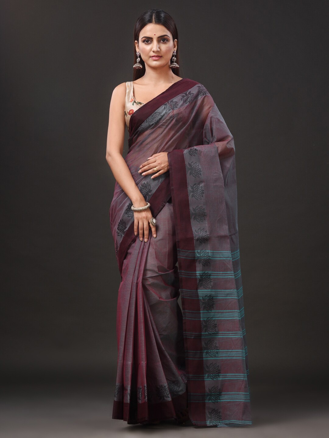 

Mitera Magenta Woven Design Pure Cotton Taant Saree