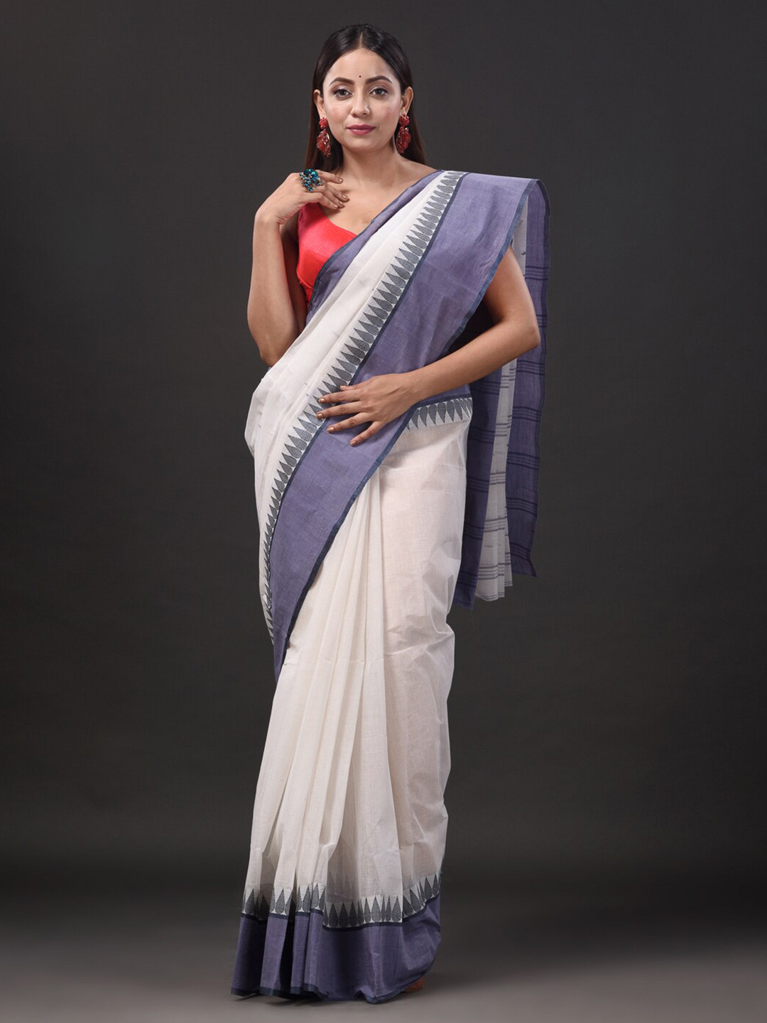 

Mitera White & Grey Pure Cotton Taant Saree