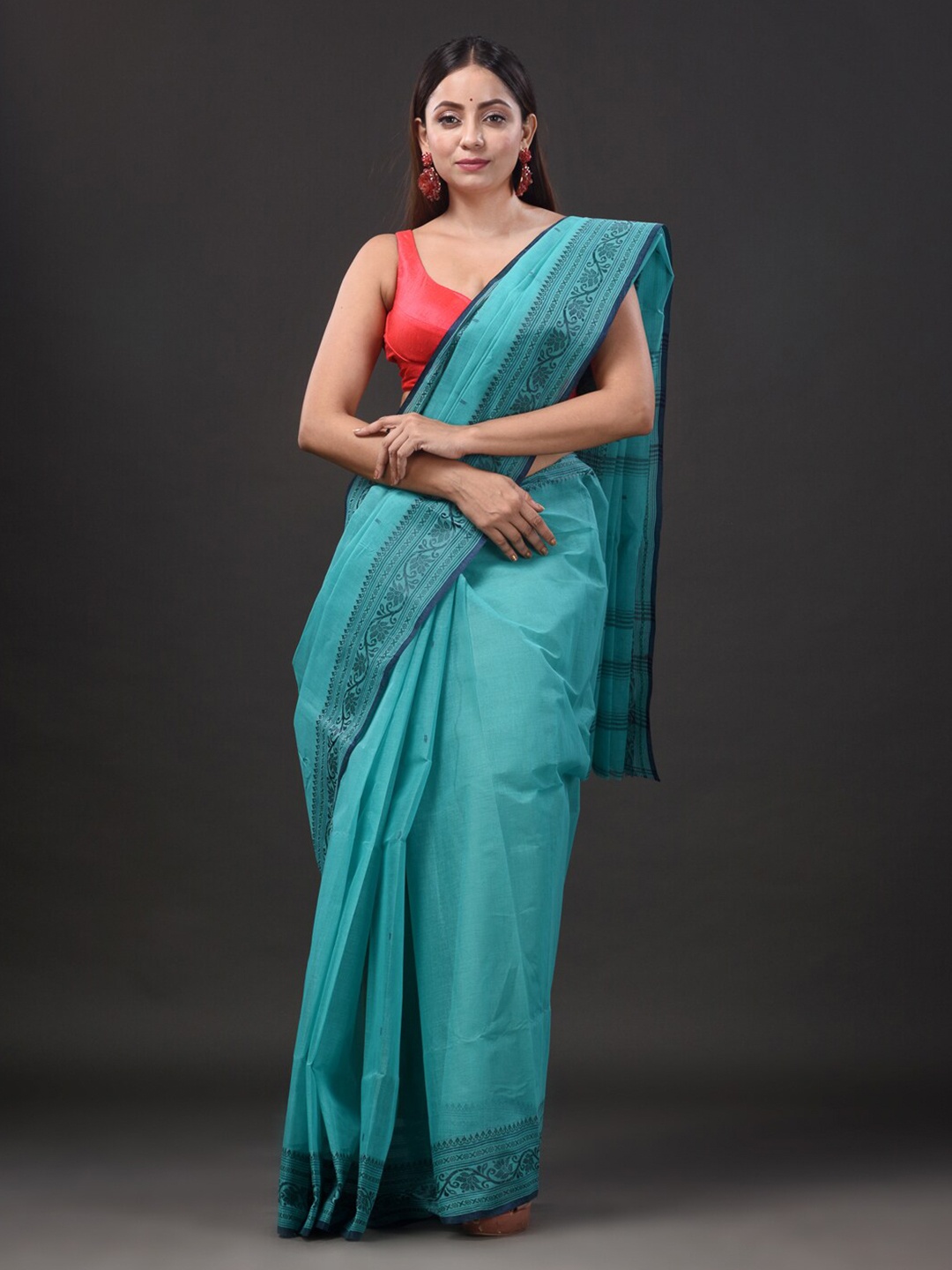 

Mitera Sea Green & Navy Blue Ethnic Motifs Pure Cotton Handloom Taant Saree