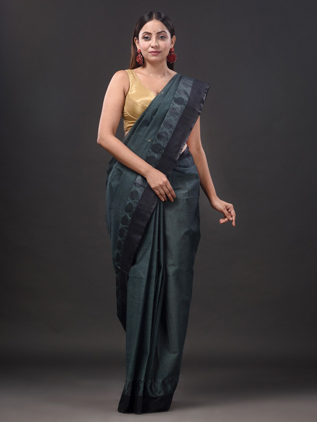 

Mitera Blue & Black Pure Cotton Taant Saree