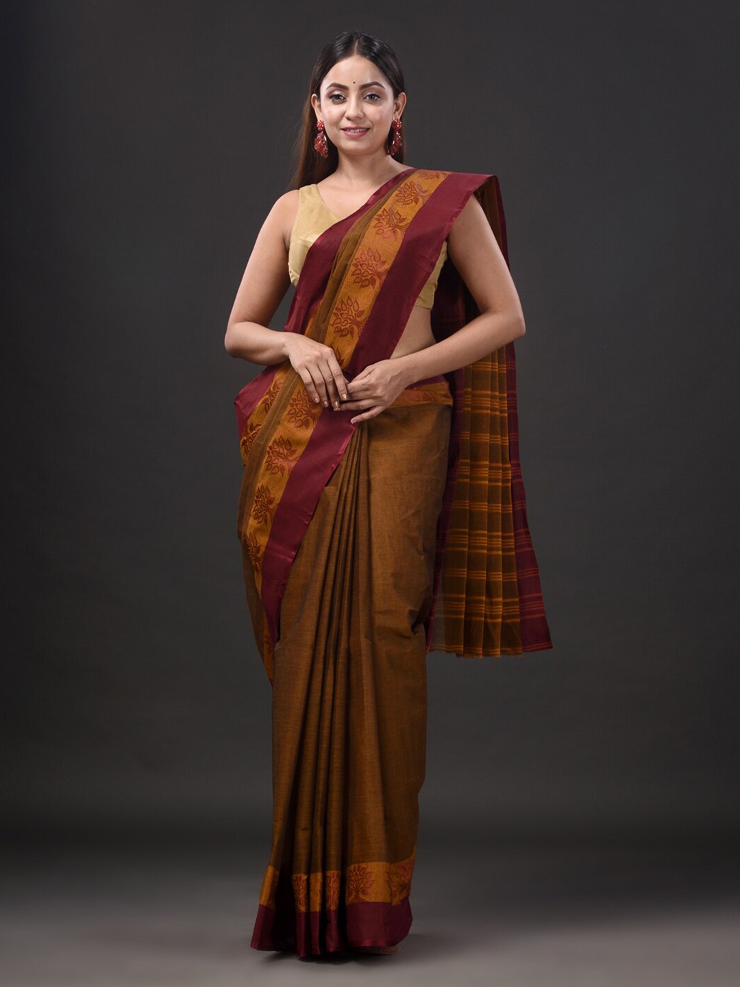 

Mitera Woven Design Pure Cotton Taant Saree, Rust