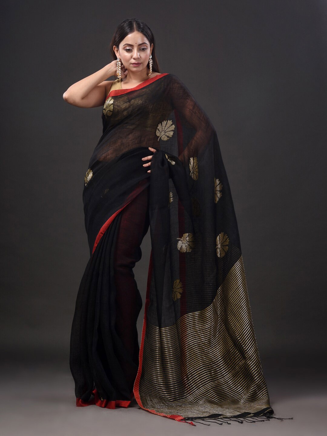 

Mitera Ethnic Motifs Woven Design Zari Detailed Pure Linen Saree, Black