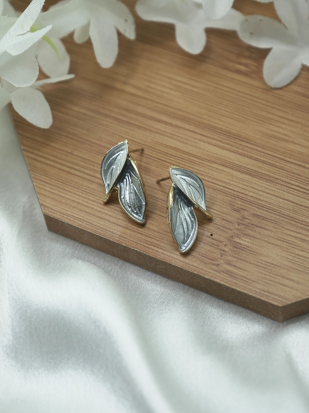 

ISHKAARA Contemporary Leaf Studs Earrings, Blue