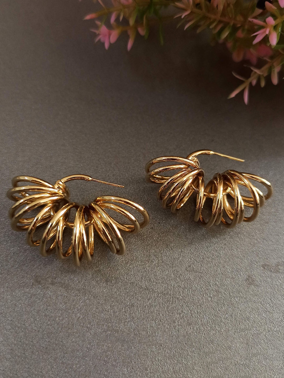 

ISHKAARA Gold-Plated Contemporary Hoop Earrings