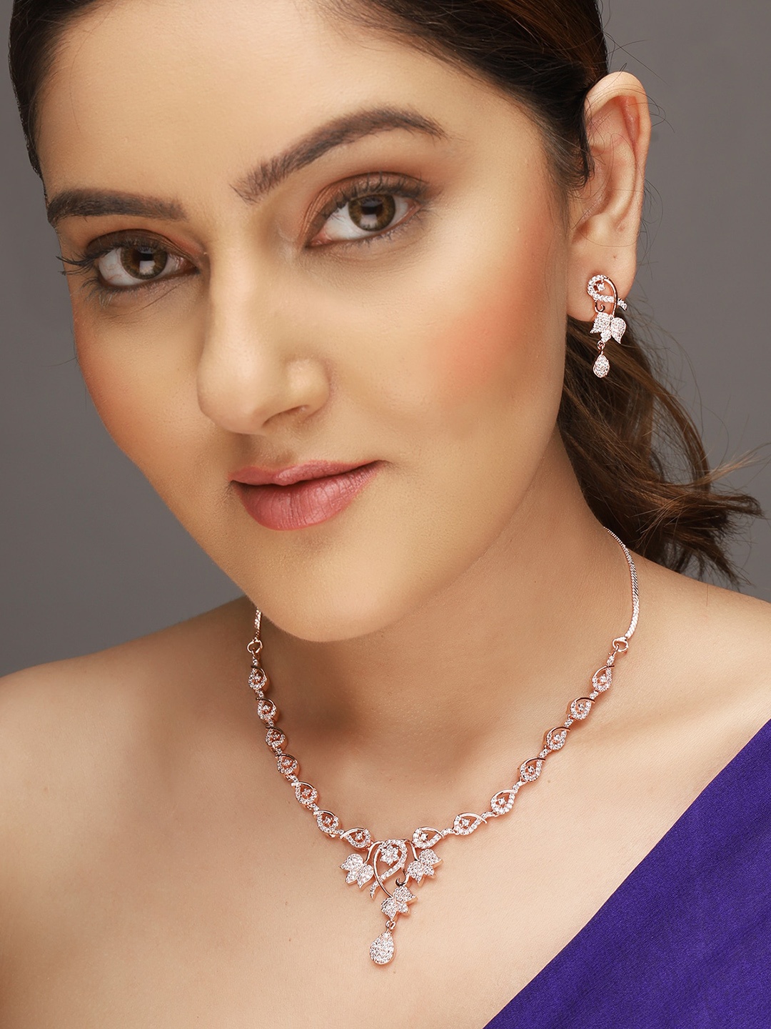

AQUASTREET Rose Gold-plated AD-studded Necklace & Earrings Set
