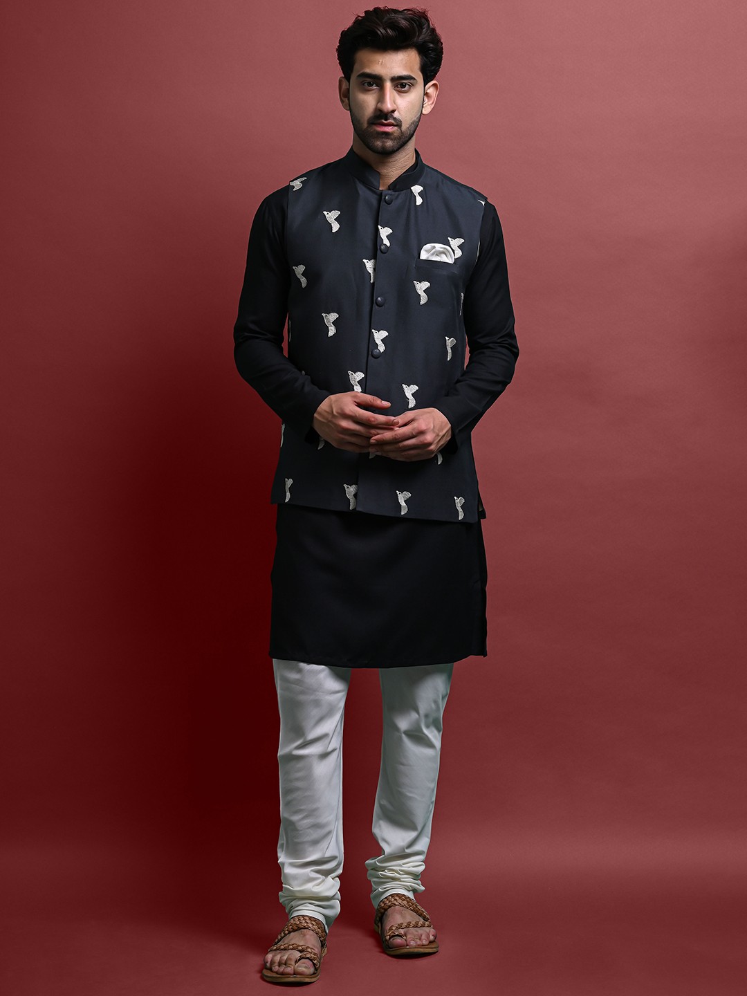 

VESHAM Mandarin Collar Straight Kurta With Churidar & Nehru Jacket, Black