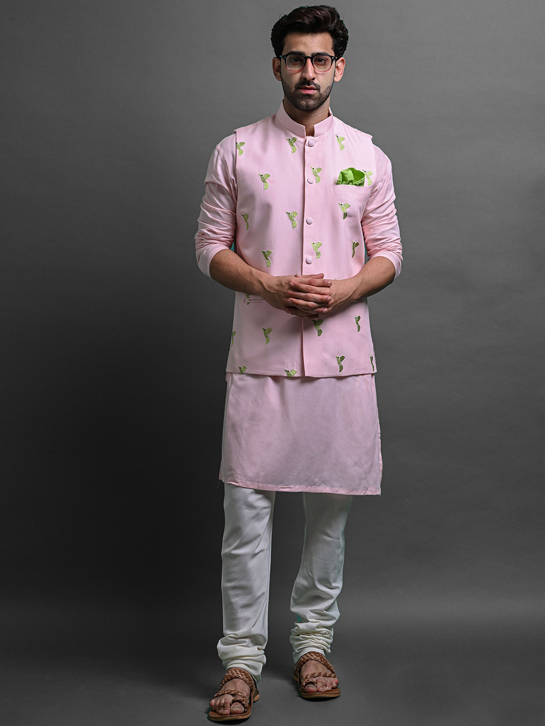 

VESHAM Mandarin Collar Straight Kurta With Churidar & Nehru Jacket, Pink