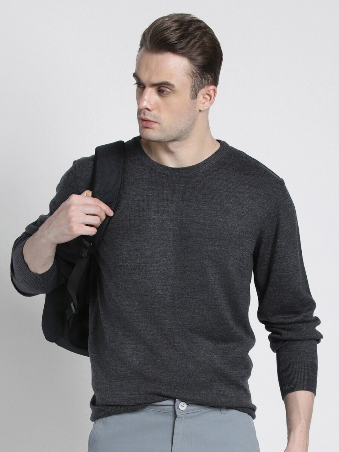 

Dennis Lingo Round Neck Long Sleeves Acrylic Pullover Sweater, Grey