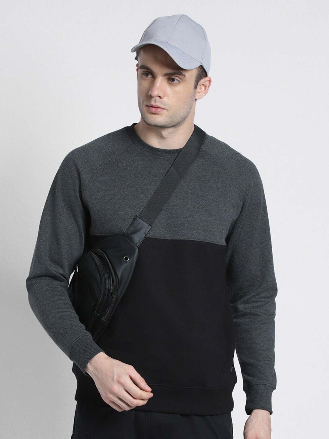 

Dennis Lingo Round Neck Pullover Sweatshirt, Grey