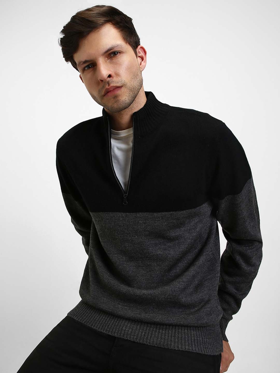 

Dennis Lingo Colourblocked Acrylic Pullover Sweater, Black