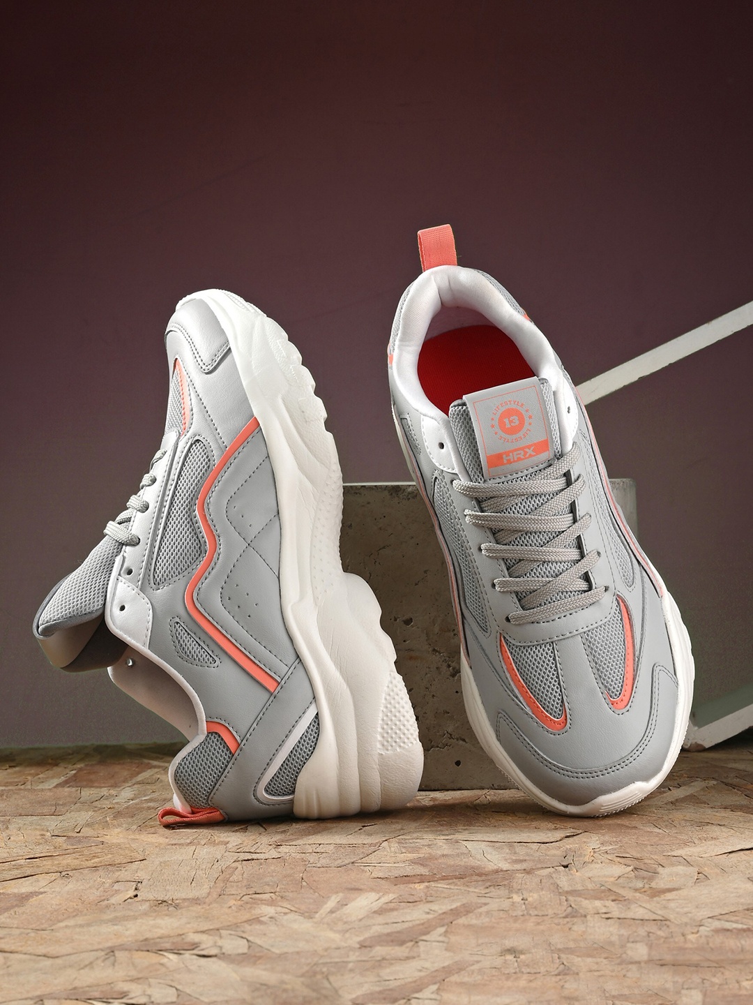 

HRX by Hrithik Roshan Women Textured Lightweight Chunky Sneakers, Grey