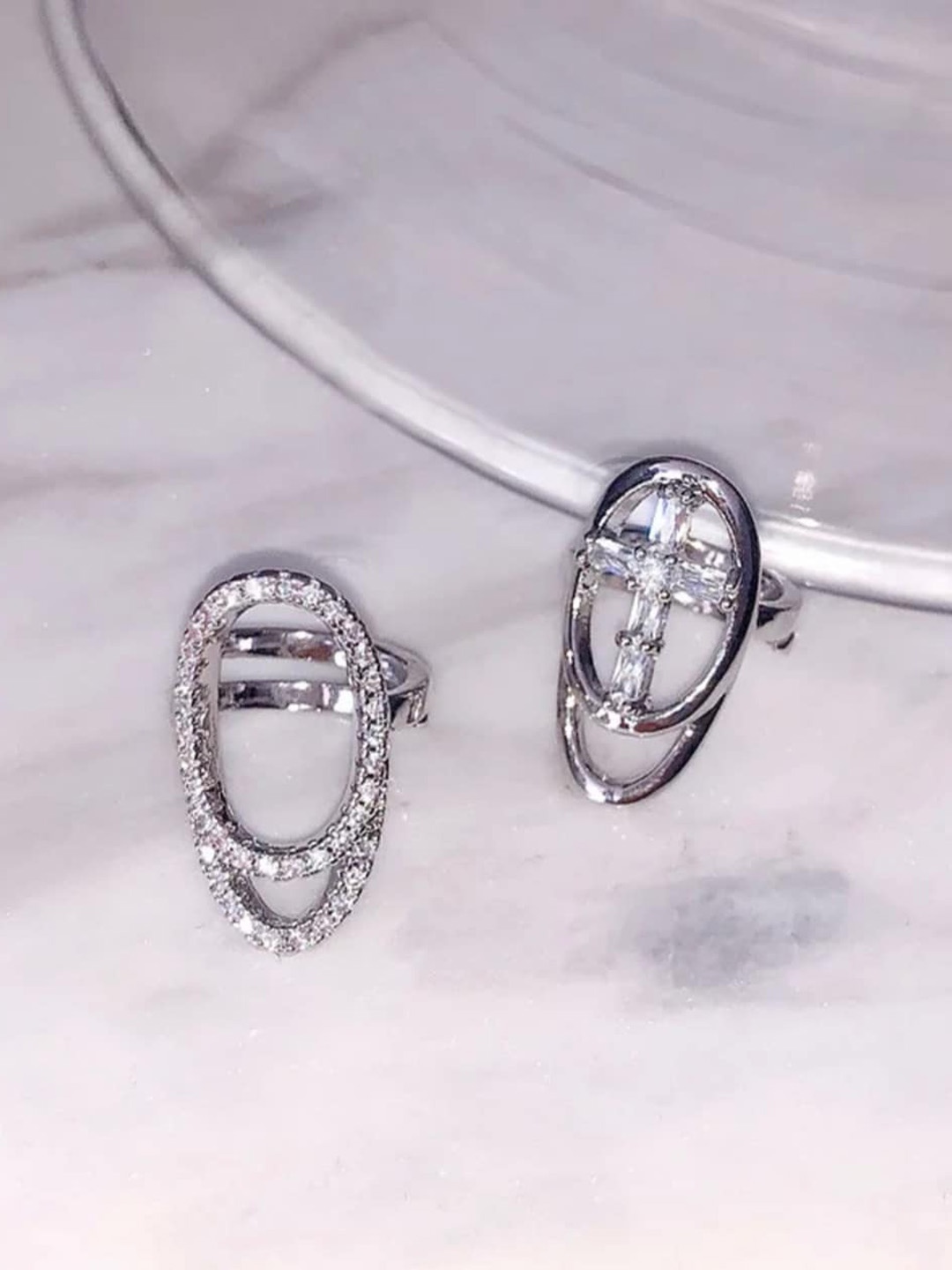 

ISHKAARA Set Of 2 Rhodium-Plated American Diamond Studded Nail Rings, Silver