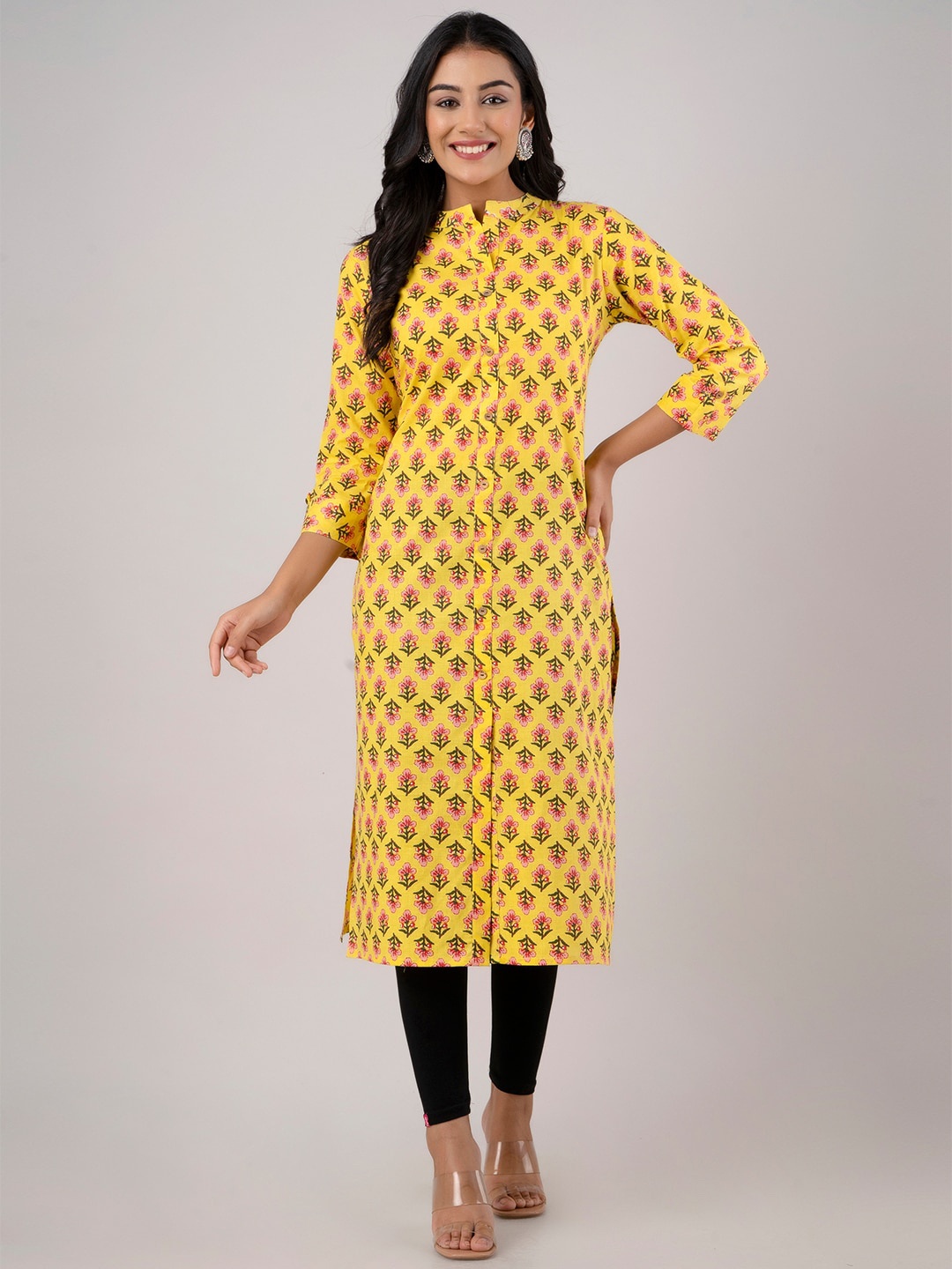 

FERANOID Floral Printed Cotton Kurta, Yellow