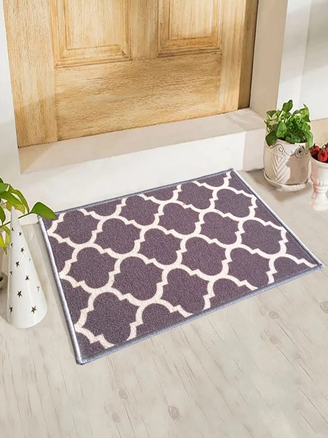 

Matz and More Grey & White Printed Anti-Slip Doormat