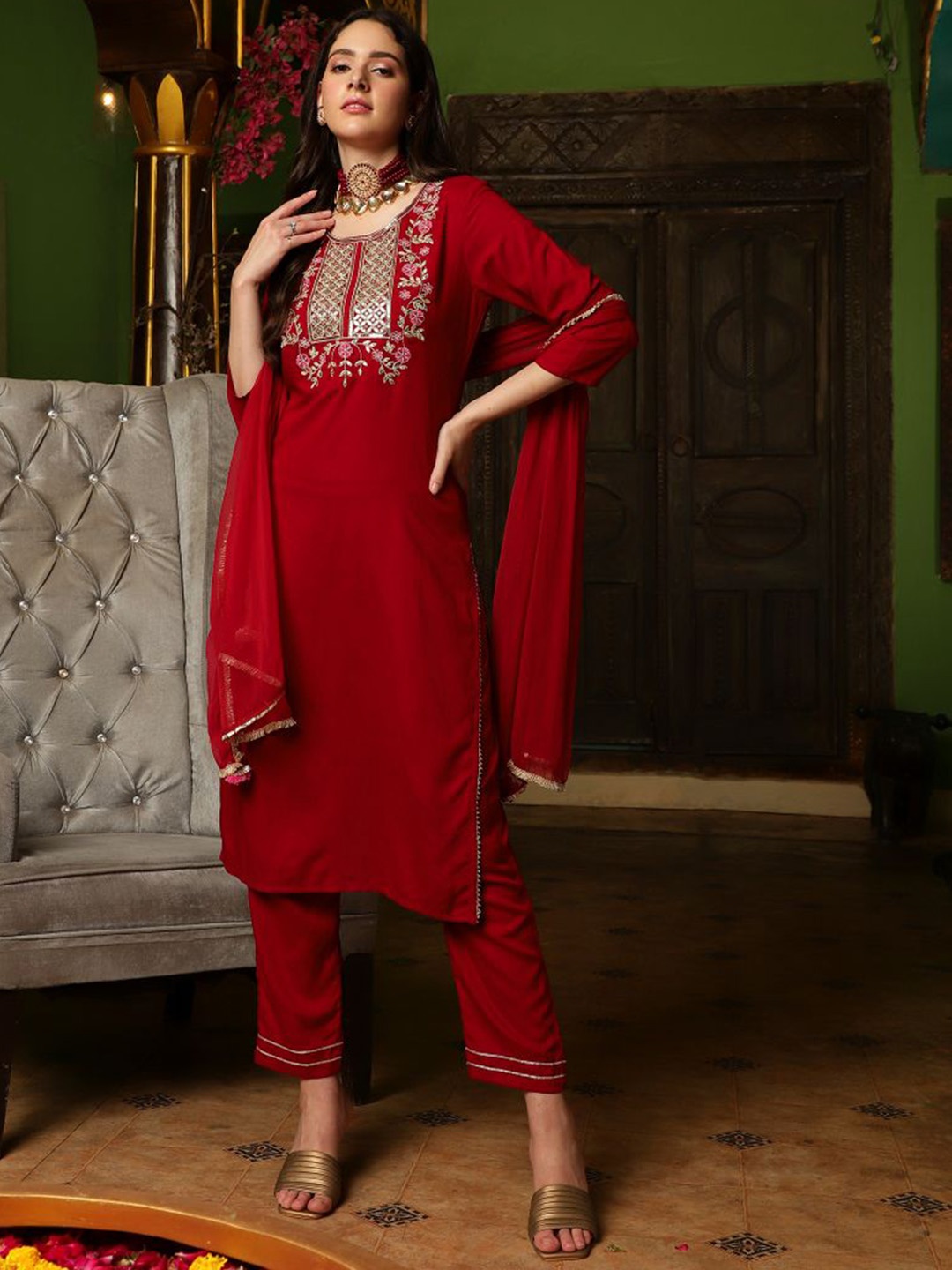 

Sangria Maroon Floral Embroidered Yoke Gotta Patti Straight Kurta & Trouser With Dupatta