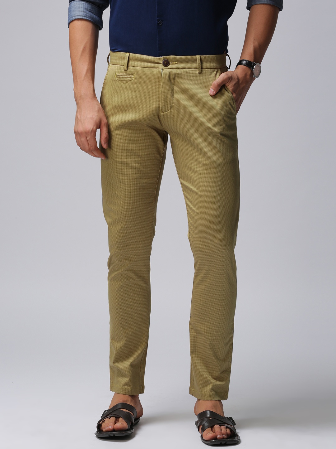 

True Blue Men Khaki Slim Fit Printed Regular Trousers