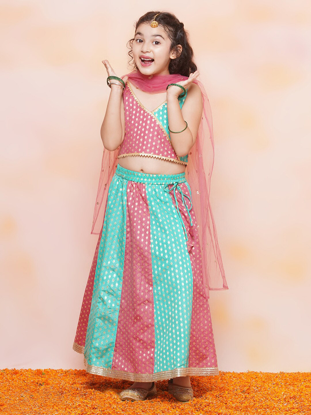 

Aj DEZInES Girls Woven Design Zari Ready To Wear Lehenga & Blouse With Dupatta, Green