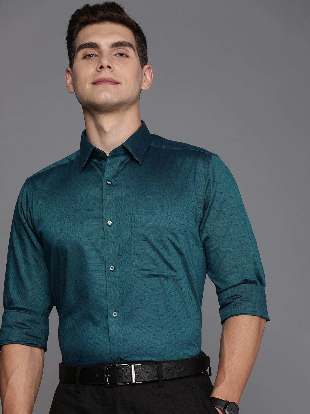 

Raymond Pure Cotton Textured Slim Fit Opaque Formal Shirt, Teal