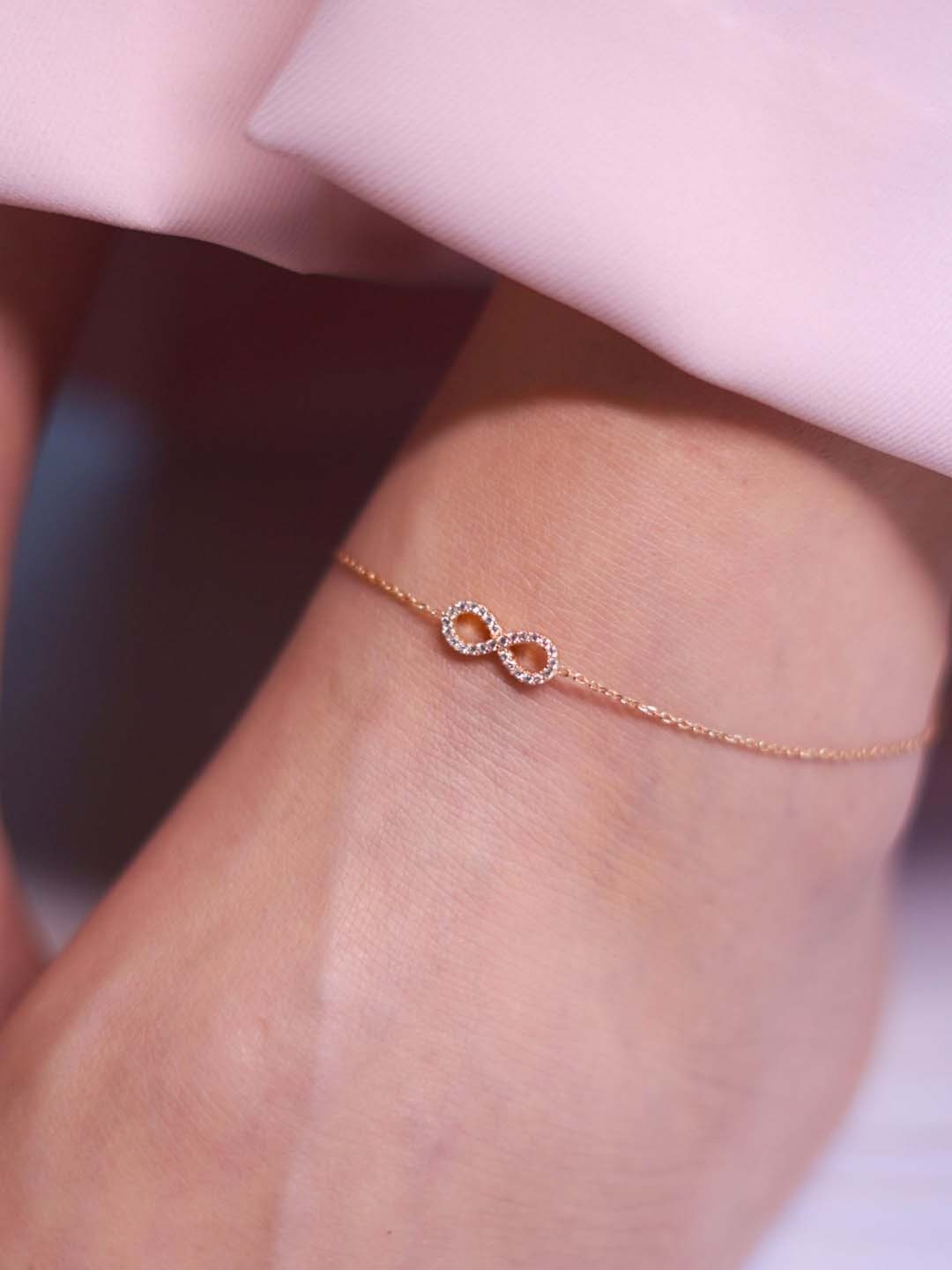 

Zavya Set Of 2 925 Sterling Silver Rose Gold-Plated Stone-Studded Infinite Charm Anklets