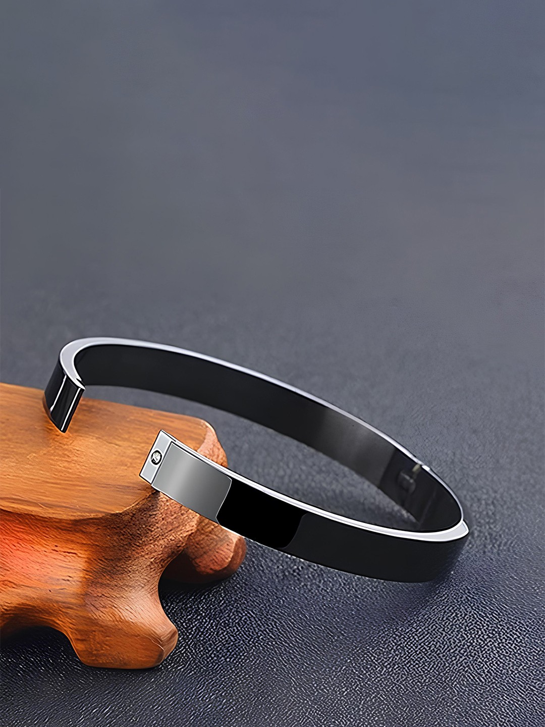

KARISHMA KREATIONS Unisex Stainless Steel Kada Bracelet, Black