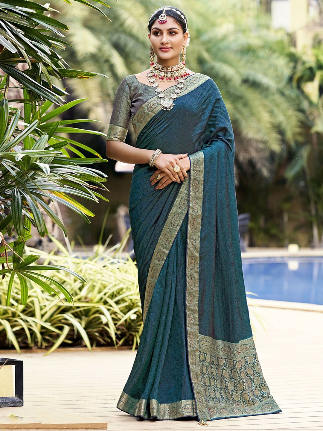 

Mitera Woven Design Zari Saree, Teal