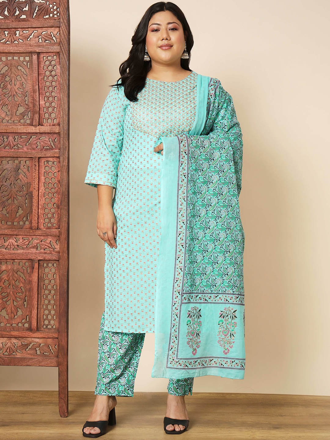 

Vbuyz Plus Size Ethnic Motifs Printed Gotta Patti Straight Kurta With Trousers & Dupatta, Turquoise blue