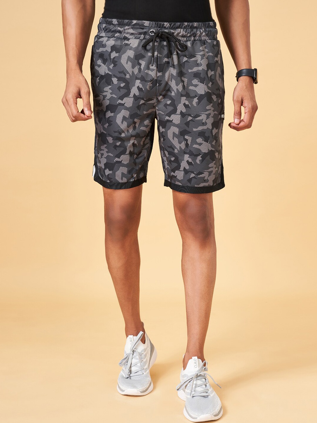 

Ajile by Pantaloons Men Camouflage Printed Slim Fit Sports Shorts, Grey