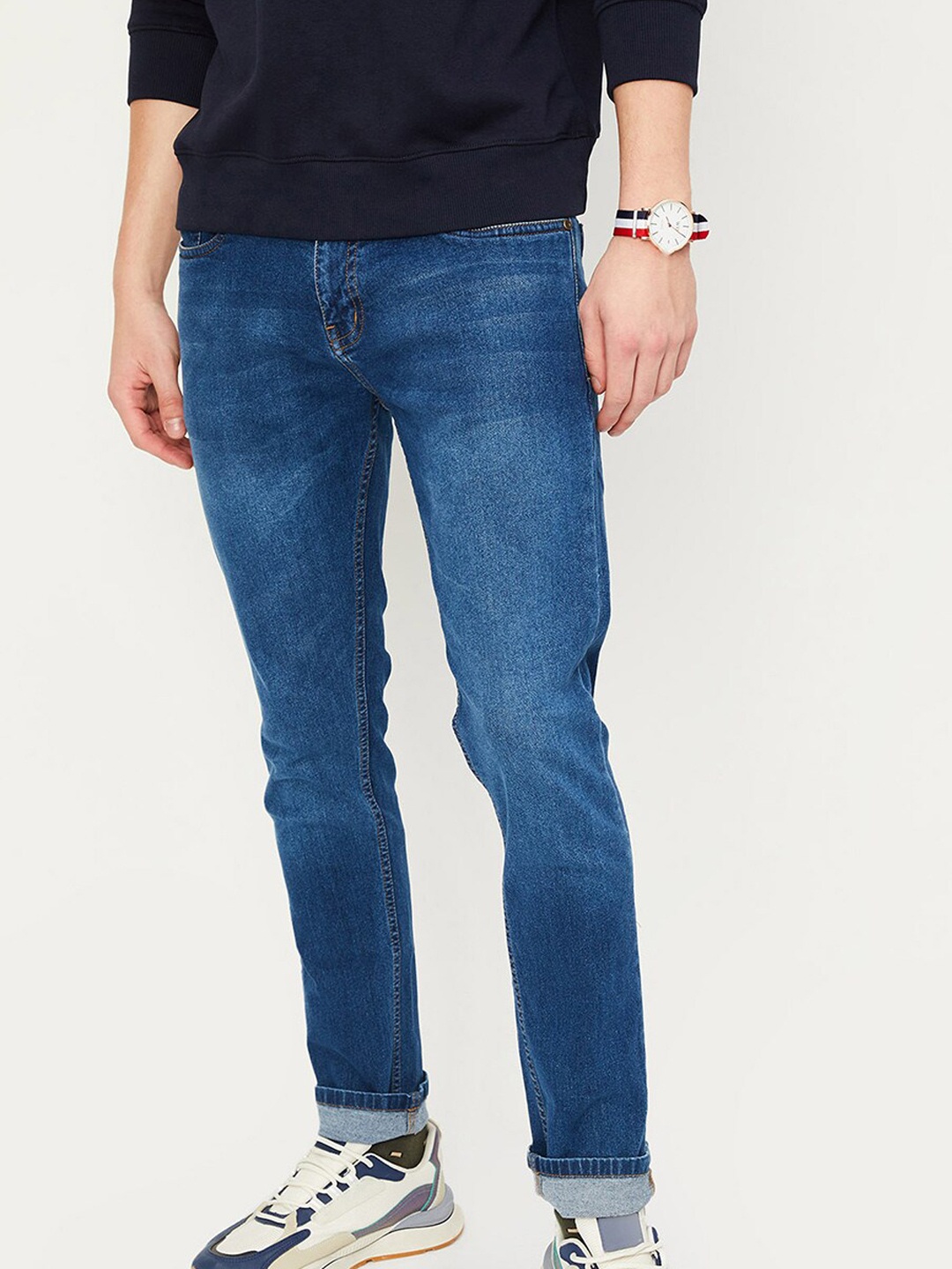

max Men Regular Fit Mid-Rise Fade Cotton Jeans, Blue