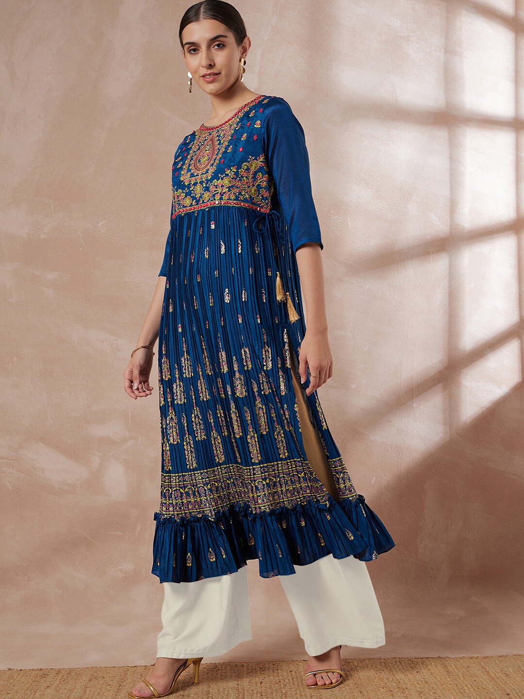 

SWAGG INDIA Ethnic Motifs Printed Thread Work Pleated A-Line Kurta, Blue