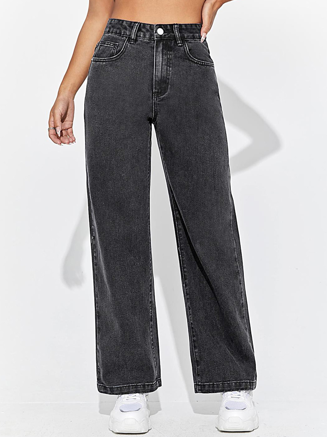 

Roadster Jean Straight-Fit Dark Shade High-Rise Cotton Jeans, Black
