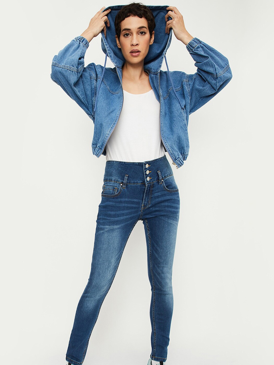 

max Women Clean Look Heavy Fade Jeans, Blue
