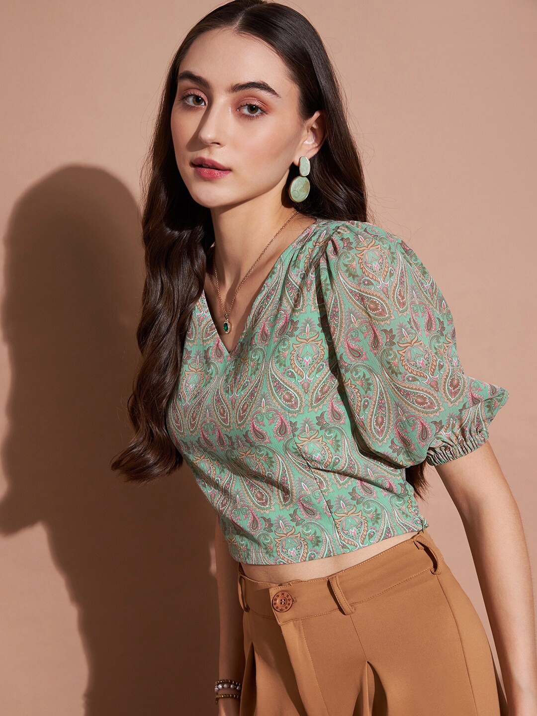 

DressBerry Green Ethnic Motifs Printed Puff Sleeve Regular Top
