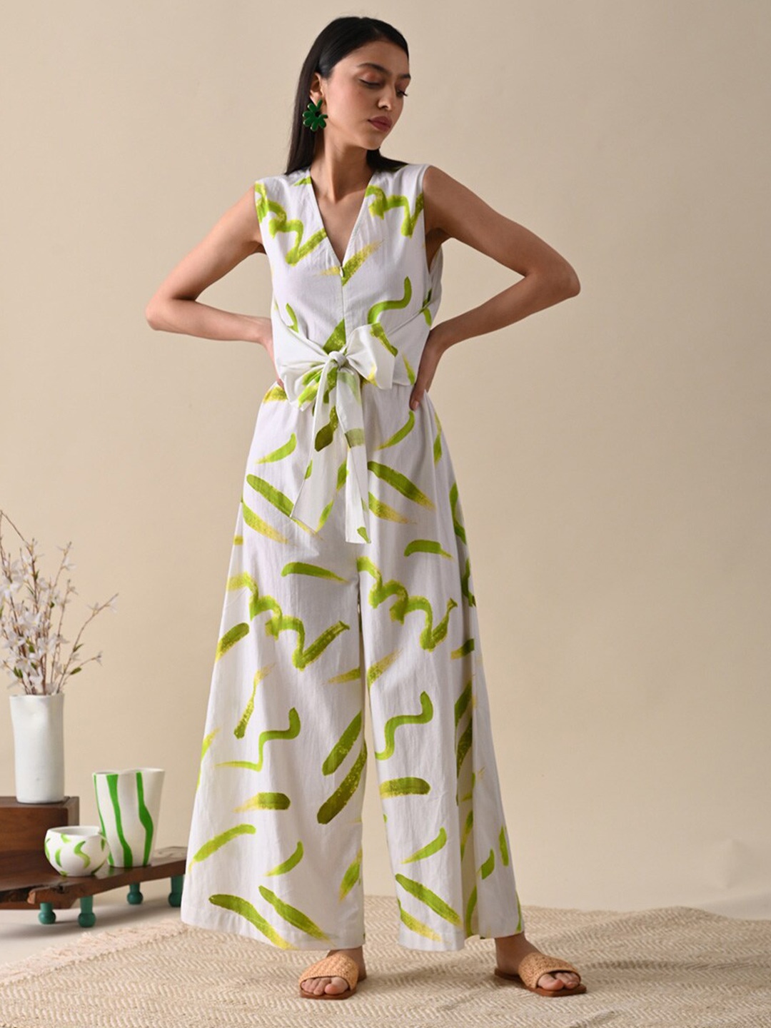 

Kanelle Abstract Printed Waist Tie-Ups Cotton Basic Jumpsuit, Off white