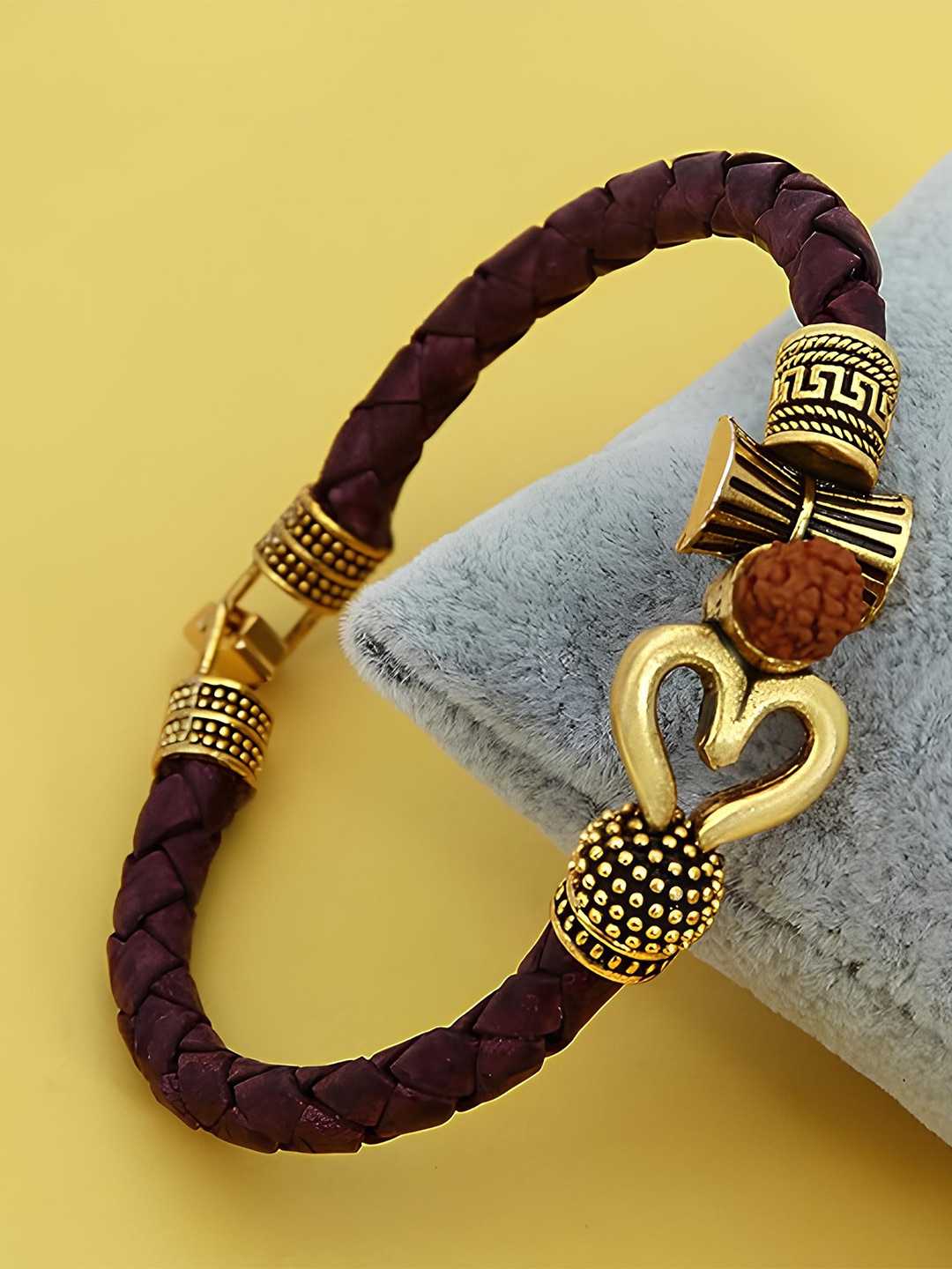

KARISHMA KREATIONS Unisex Leather Wraparound Bracelet, Gold
