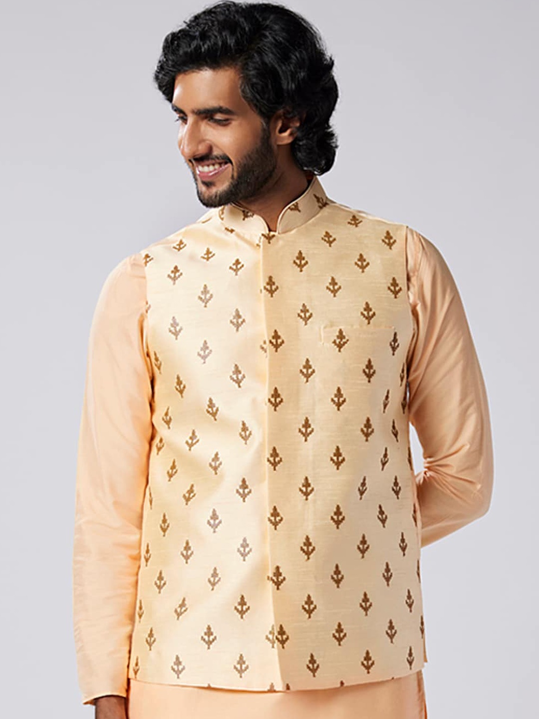 

KISAH Embroidered Woven Nehru Jacket, Nude