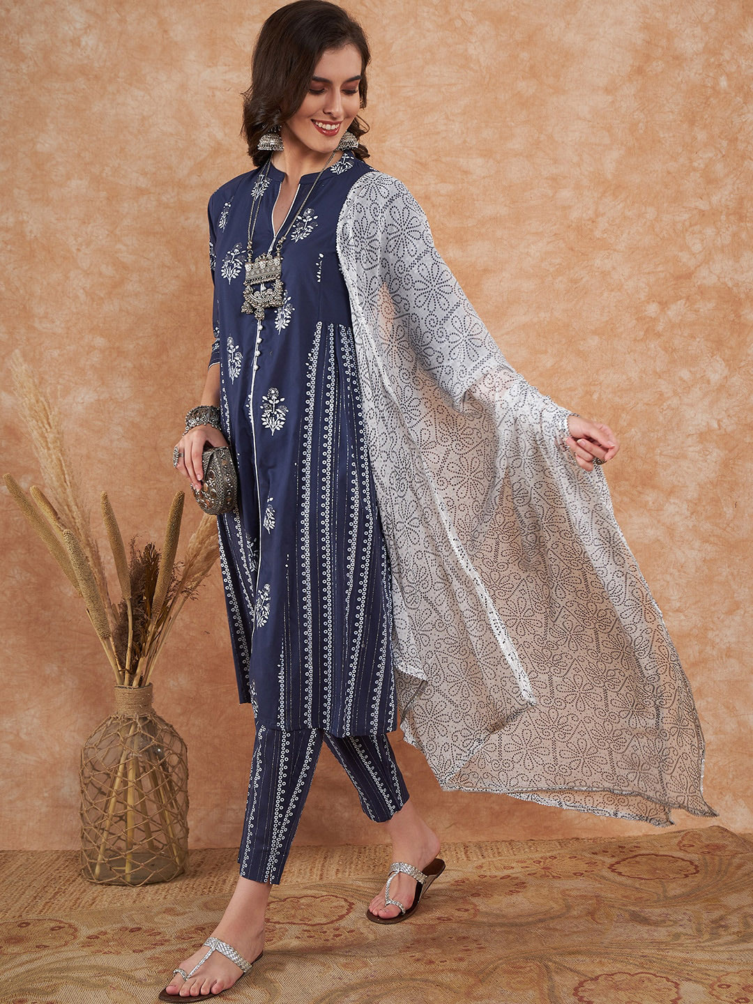 

Sangria Ethnic Motifs Pure Cotton Kurta With Trouser & Dupatta, Navy blue