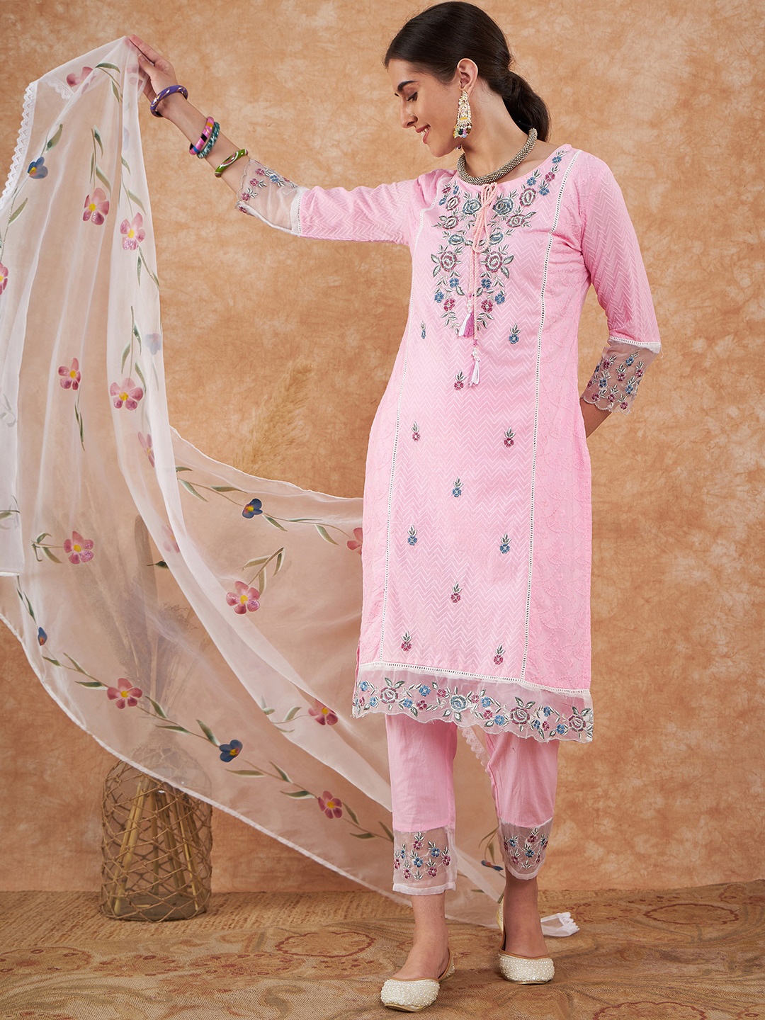 

Sangria Floral Embroidered Keyhole Neck Pure-Cotton Straight Kurta & Trouser With Dupatta, Pink