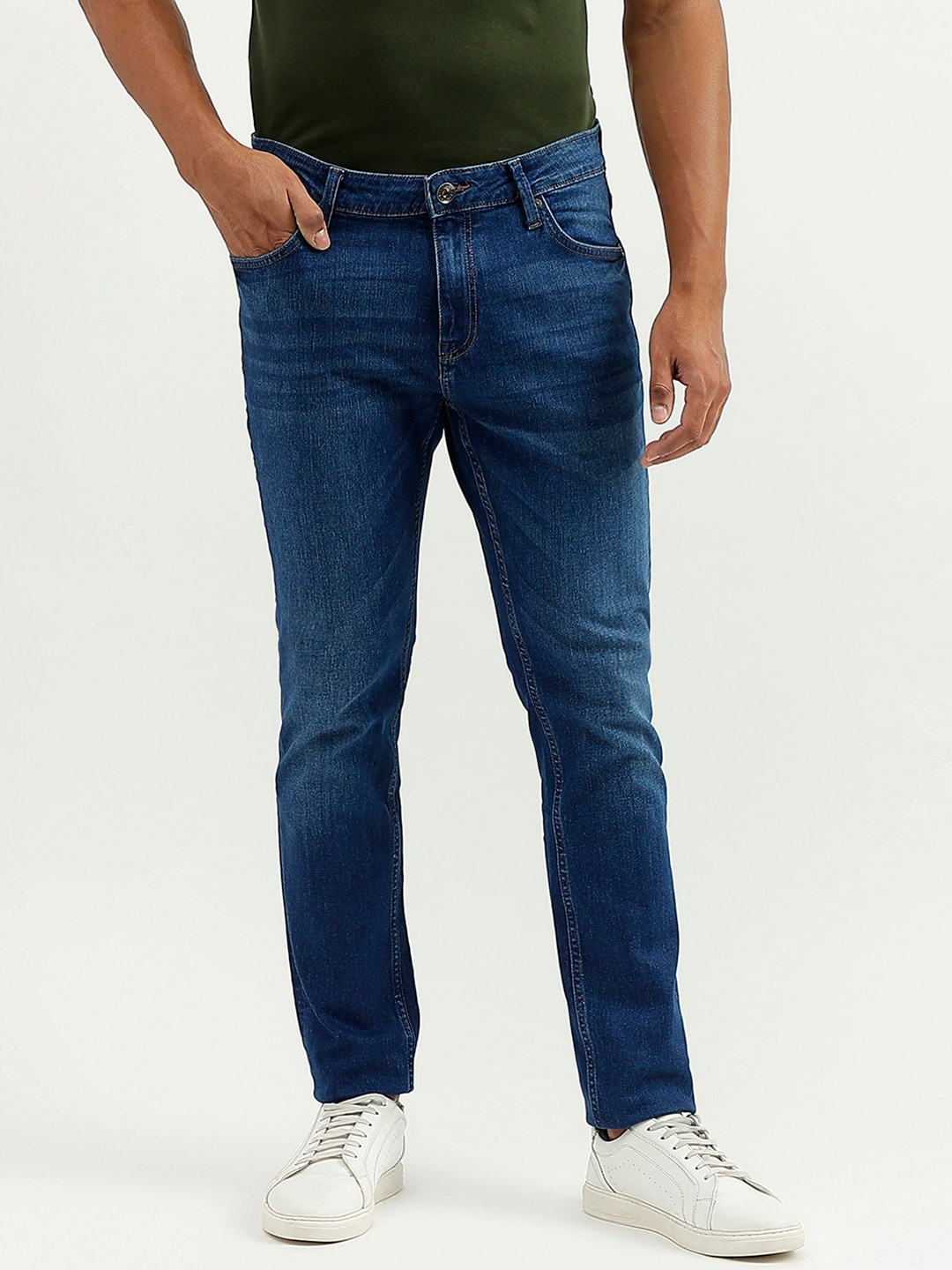 

United Colors of Benetton Men Skinny Fit Mid Rise Clean Look Light Fade Stretchable Jeans, Blue