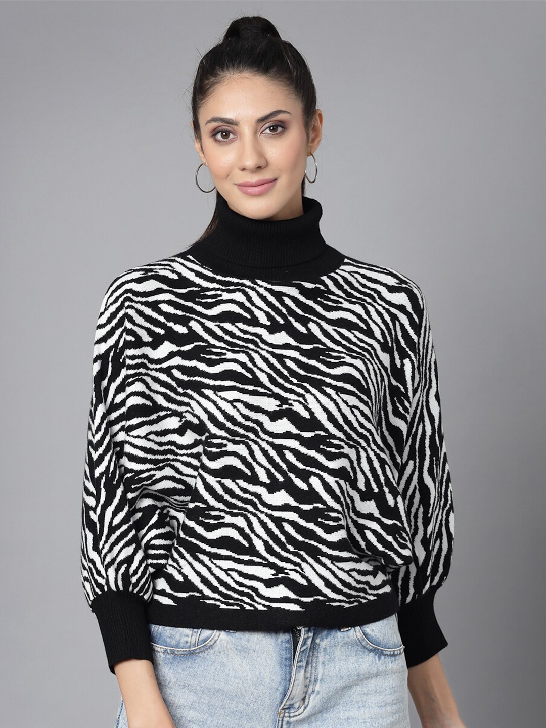 

Mafadeny Animal Printed Turtle Neck Pullover Sweater, Black
