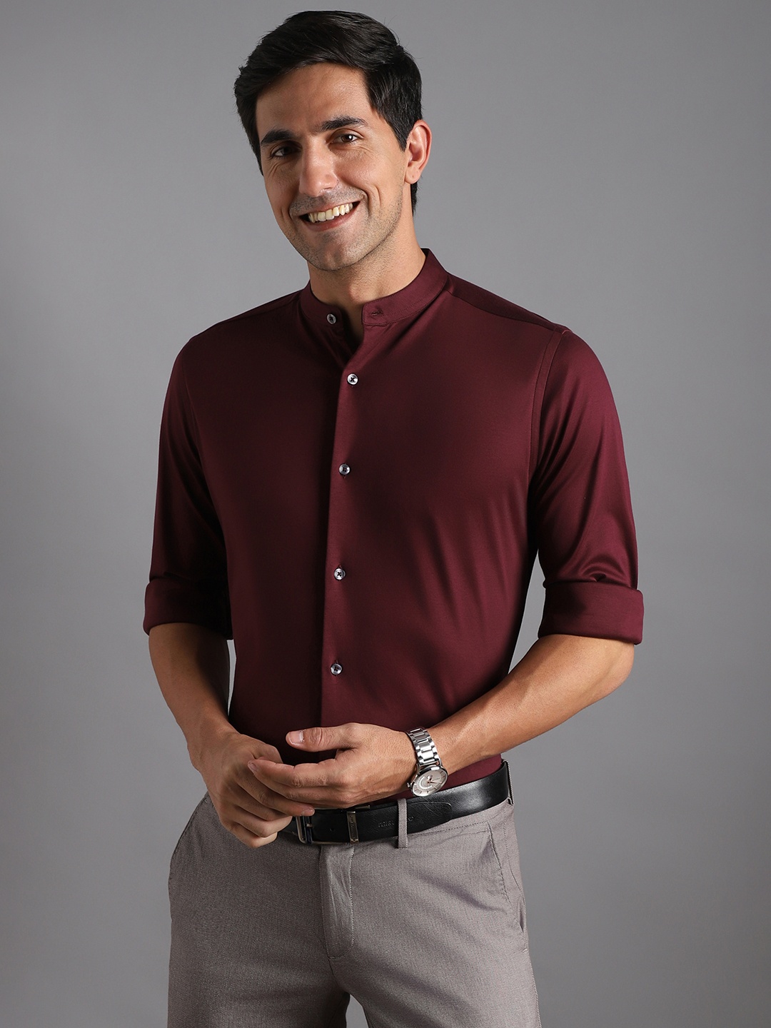 

Bergamo Pure Cotton Slim Fit Band Collar Knitted Formal Shirt, Maroon