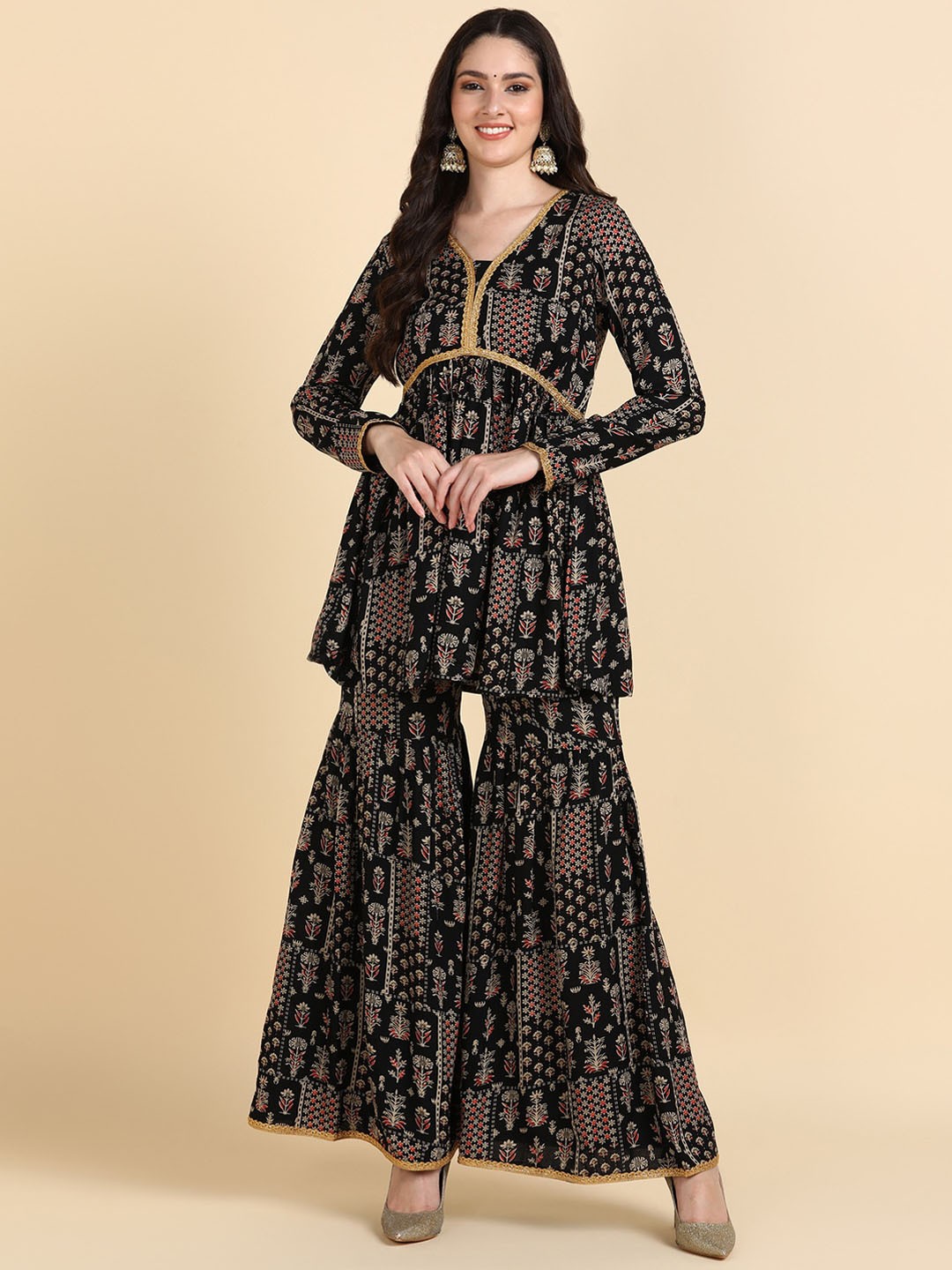 

HERE&NOW Floral Printed Kurti with Sharara, Black